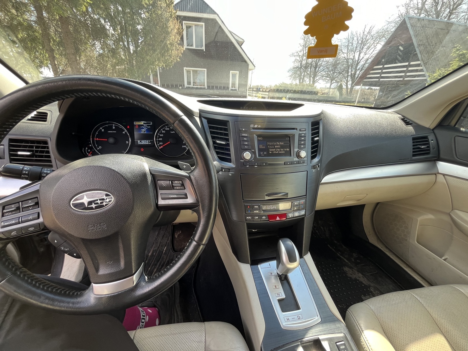 Subaru Legacy 2014, kuva 2/10