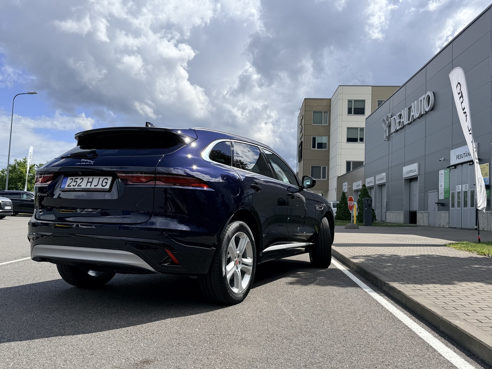 Jaguar F-Pace 2022, photo 7/10