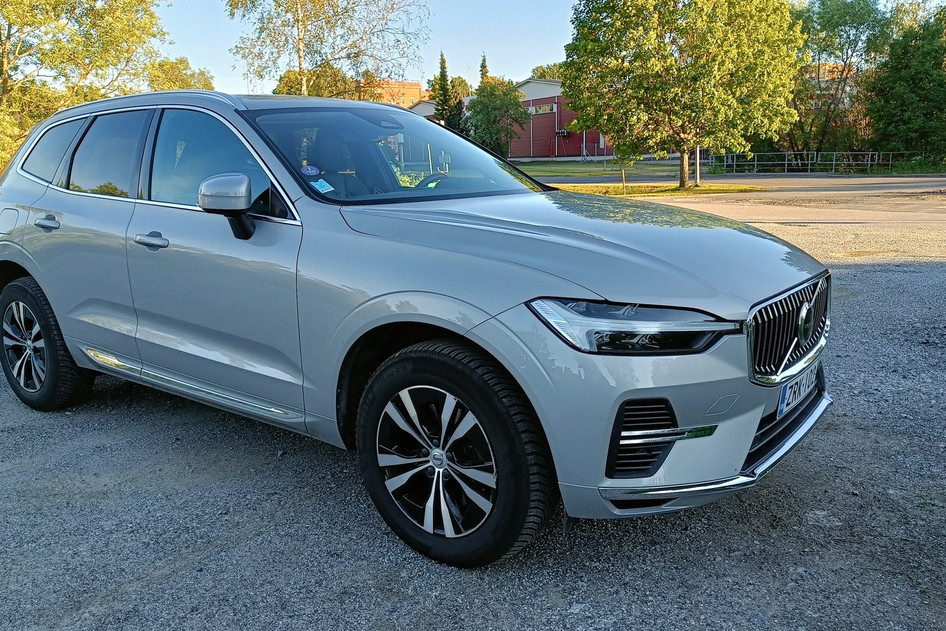 Volvo XC60, 2022, подключаемый гибрид (бензин/электричество), автомат, полный привод