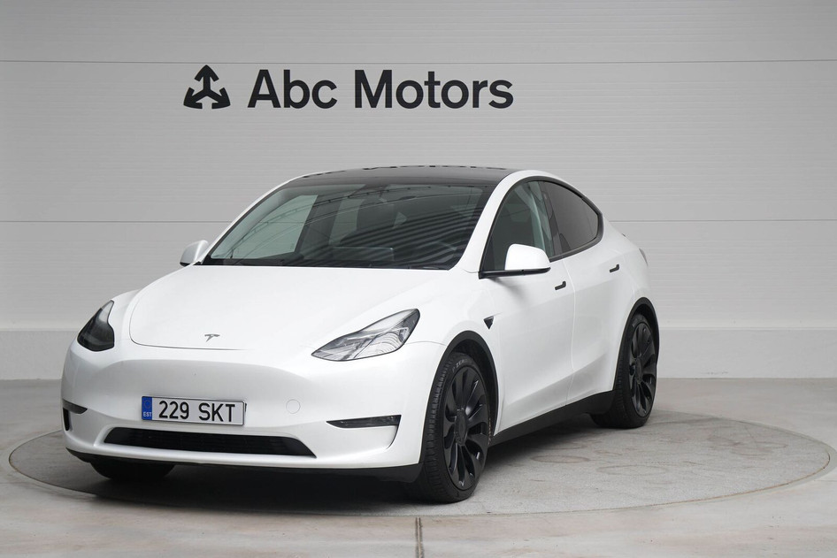 Tesla Model Y, 2024, 185 kW, электричество, автомат, полный привод