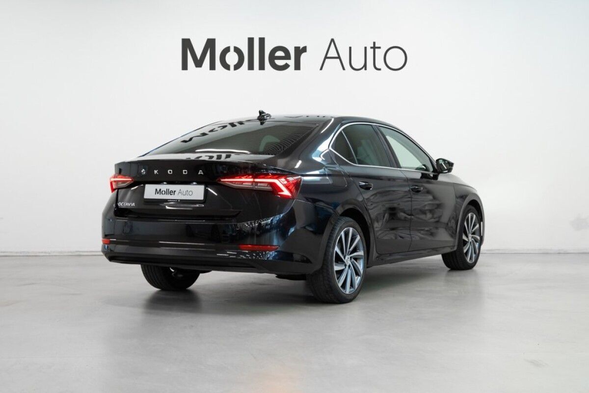 Škoda Octavia 2021, photo 3/32
