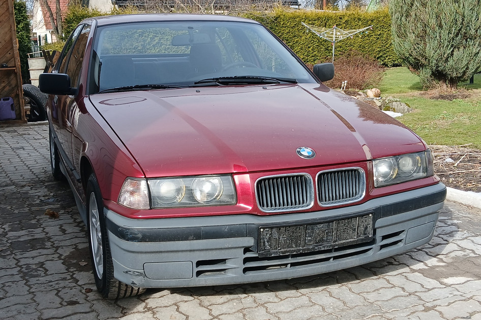 BMW 320, 1993, 2.0, 110 kW, бензин, автомат, задний привод