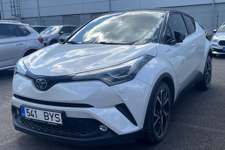 Toyota C-HR, 2018, 1.8, 72 kW, hübriid (bensiin/elekter), automaat, esivedu