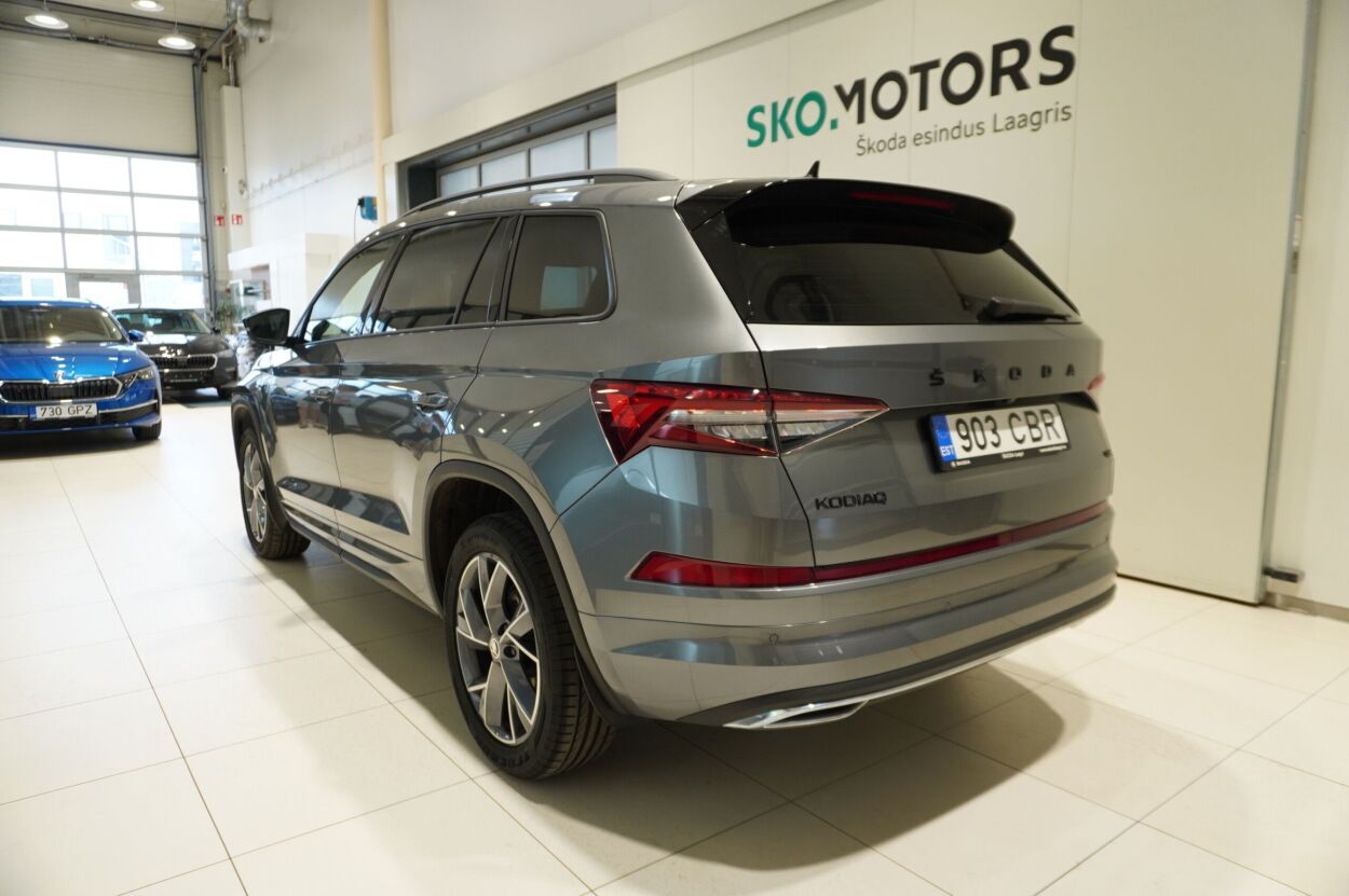 Škoda Kodiaq 2022, photo 2/10