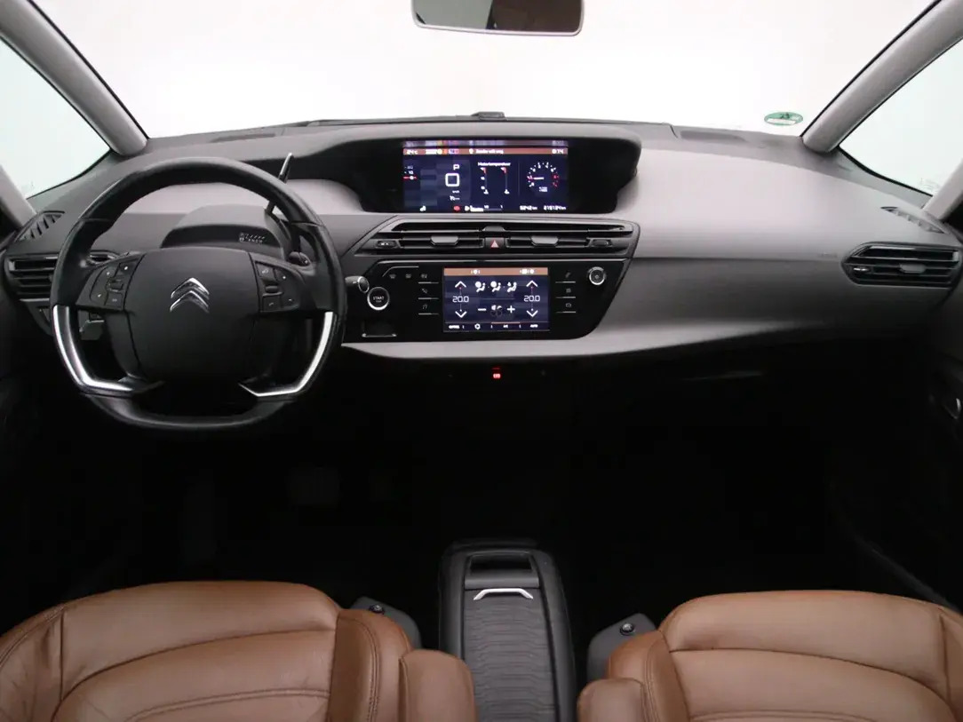 Citroën Grand C4 Picasso 2017, photo 2/31