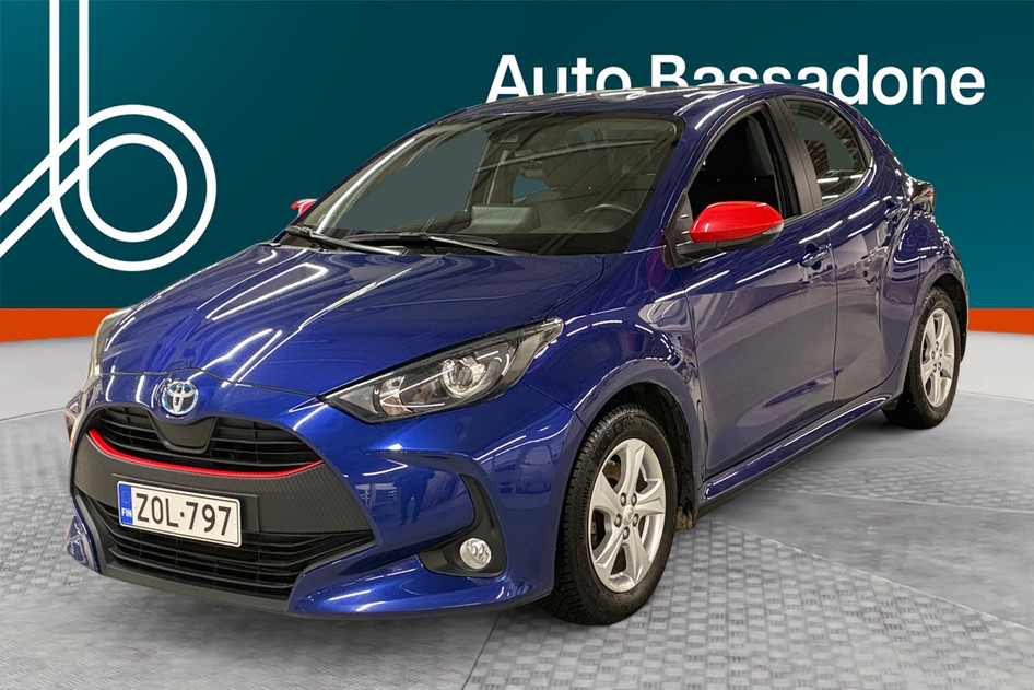 Toyota Yaris, 2022, 1.5, 85 kW, гибрид (бензин/электричество), автомат, передний привод