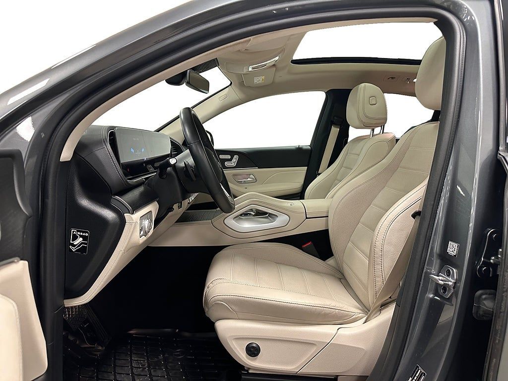 Mercedes-Benz GLE 2023, photo 6/15