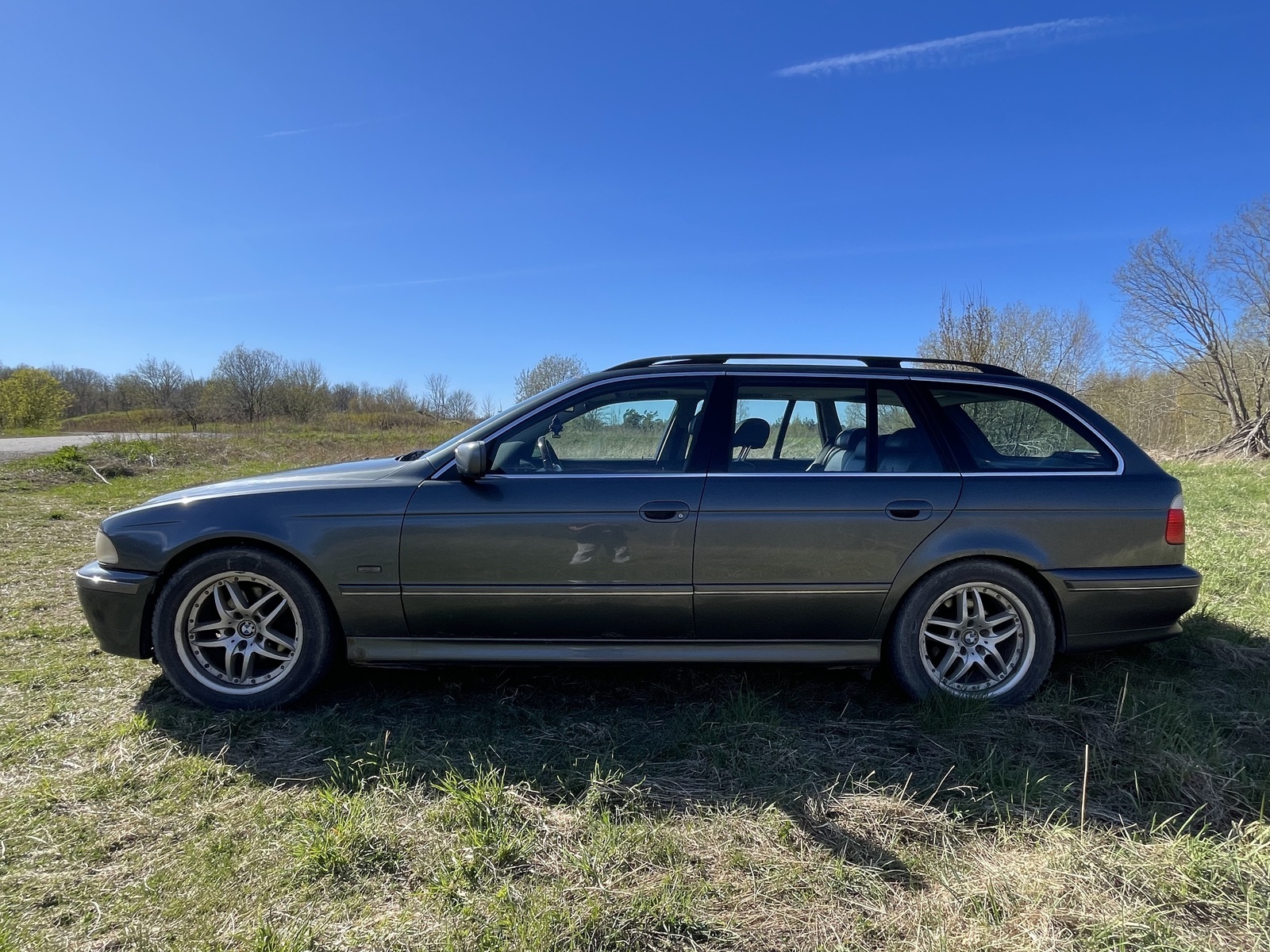 BMW 525