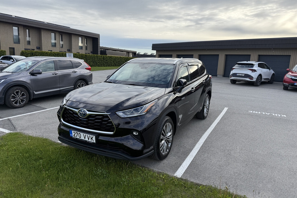 Toyota Highlander, 2021, 2.5, 140 kW, hübriid (bensiin/elekter), automaat, nelikvedu