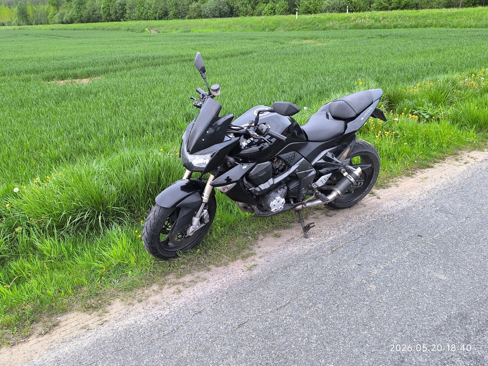 Kawasaki Z 1000 2008, kuva 2/5