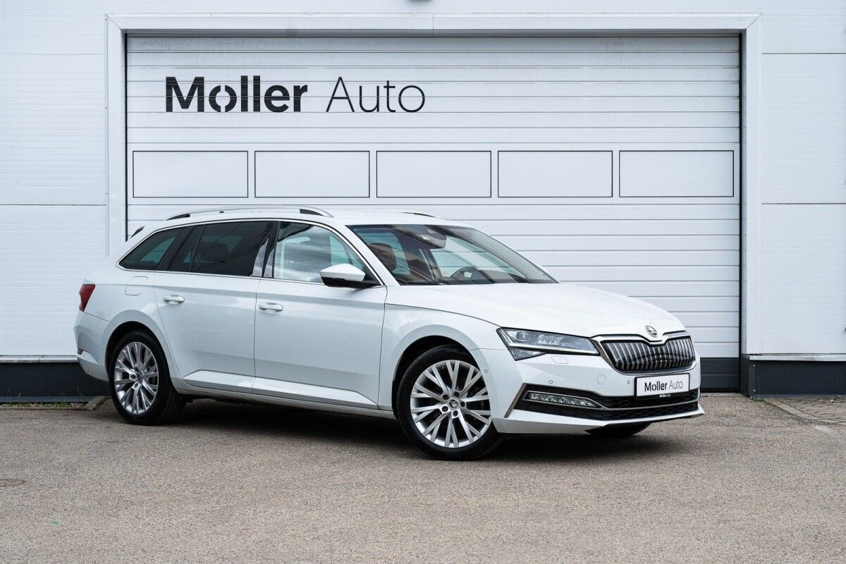 Škoda Superb 2022, kuva 2/10