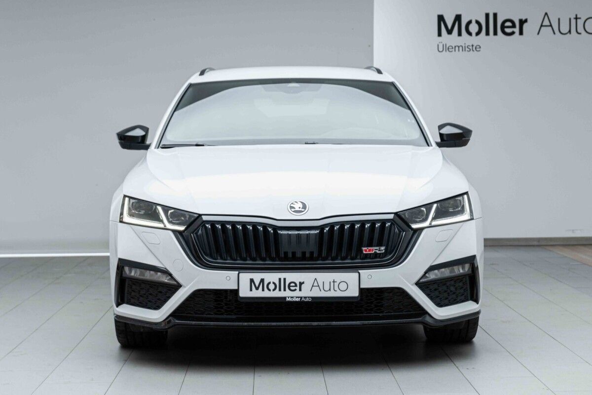 Škoda Octavia 2023, photo 2/17