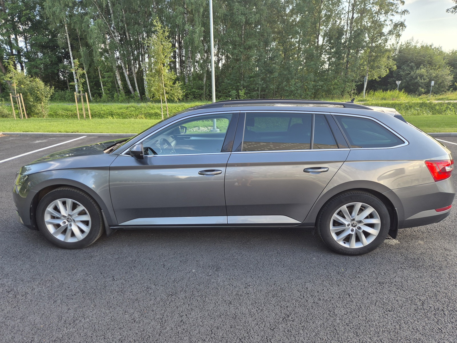 Škoda Superb 2022, kuva 6/10