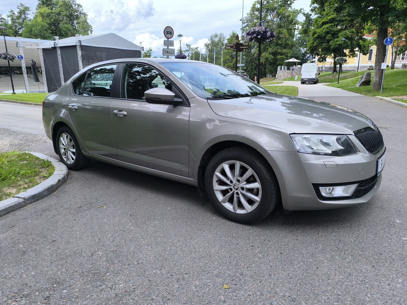 Škoda Octavia 2015, photo 3/10
