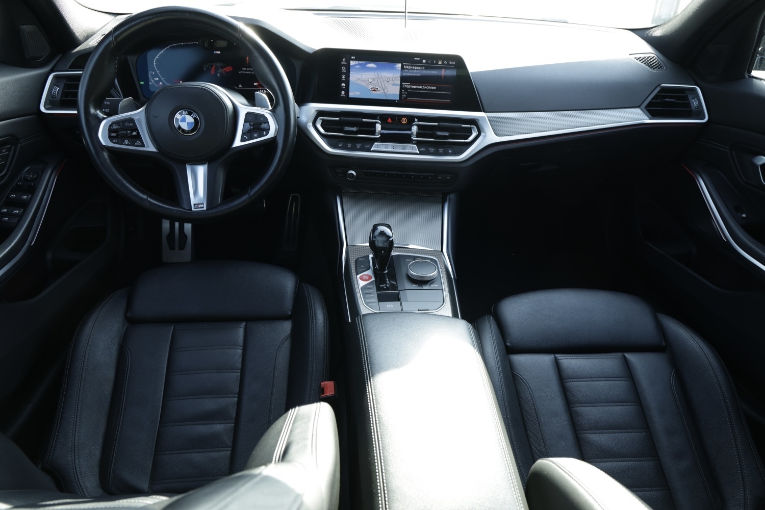 BMW 330 2020, photo 7/10