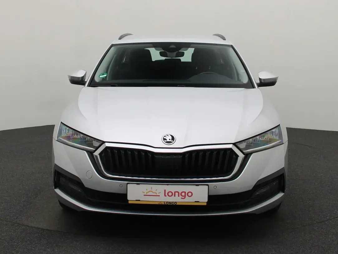 Škoda Octavia 2021, photo 3/33