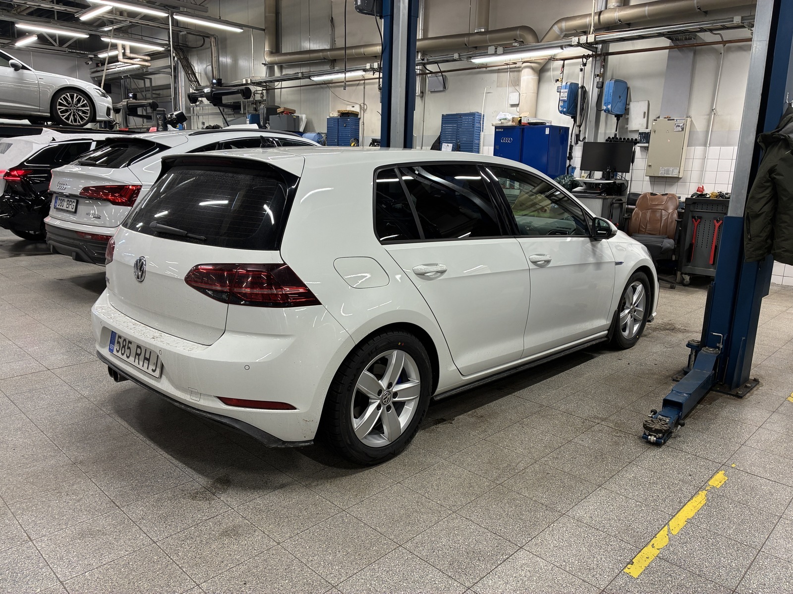 Volkswagen Golf GTE 2017, photo 2/7