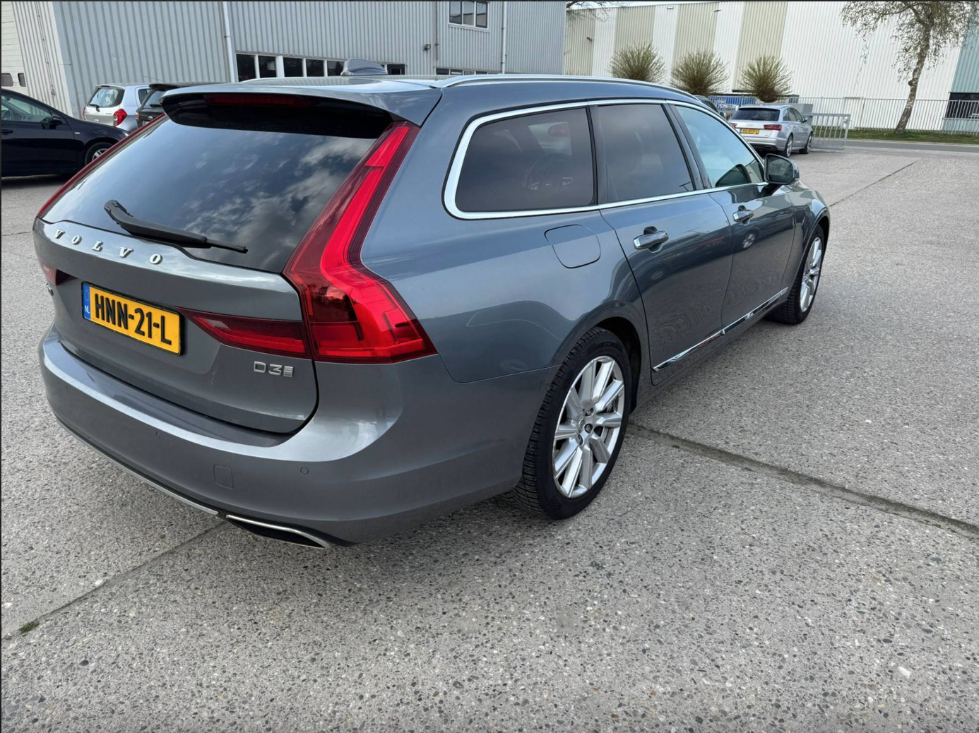Volvo V90 2018, kuva 3/10