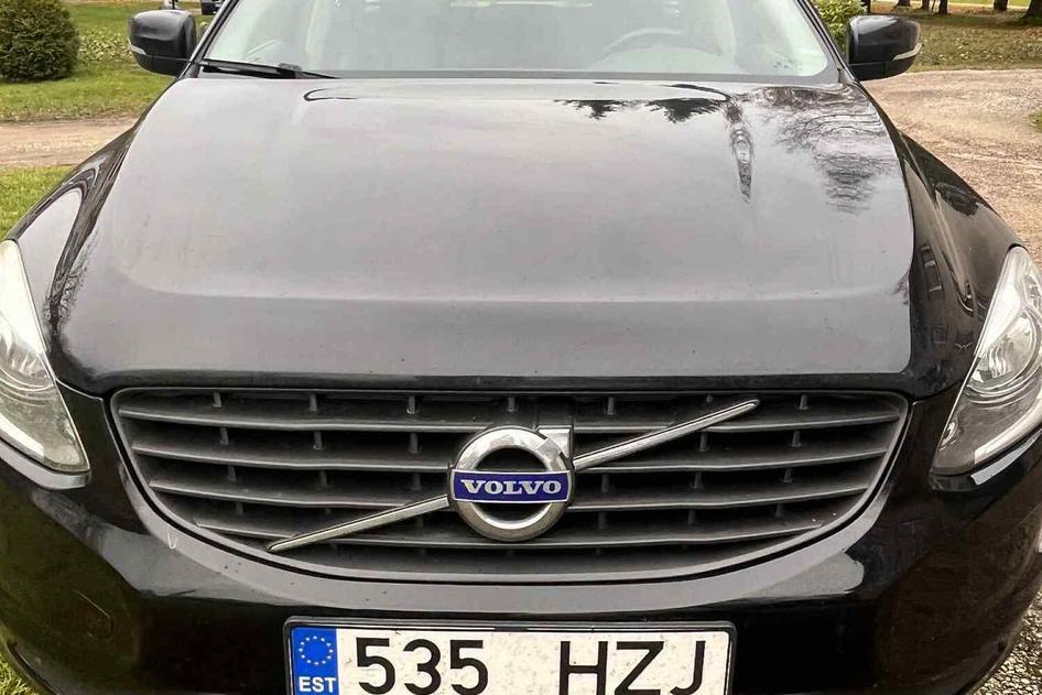Volvo XC60, 2016, diesel, automatic, four-wheel drive