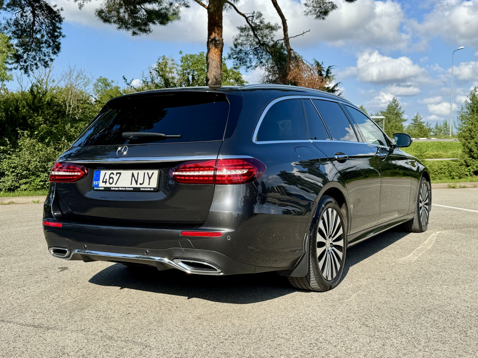 Mercedes-Benz E 220 2021, photo 7/42