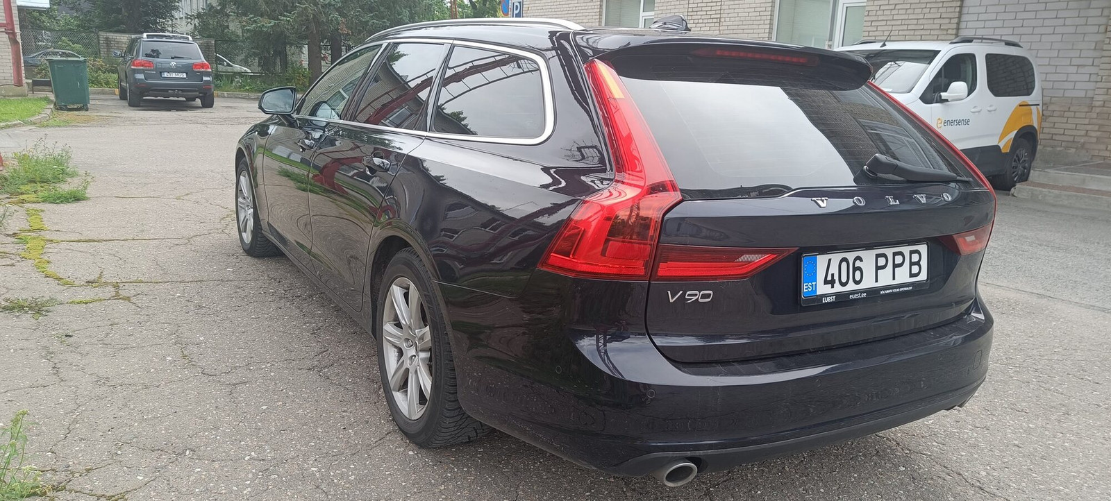 Volvo V90 2017, photo 3/10