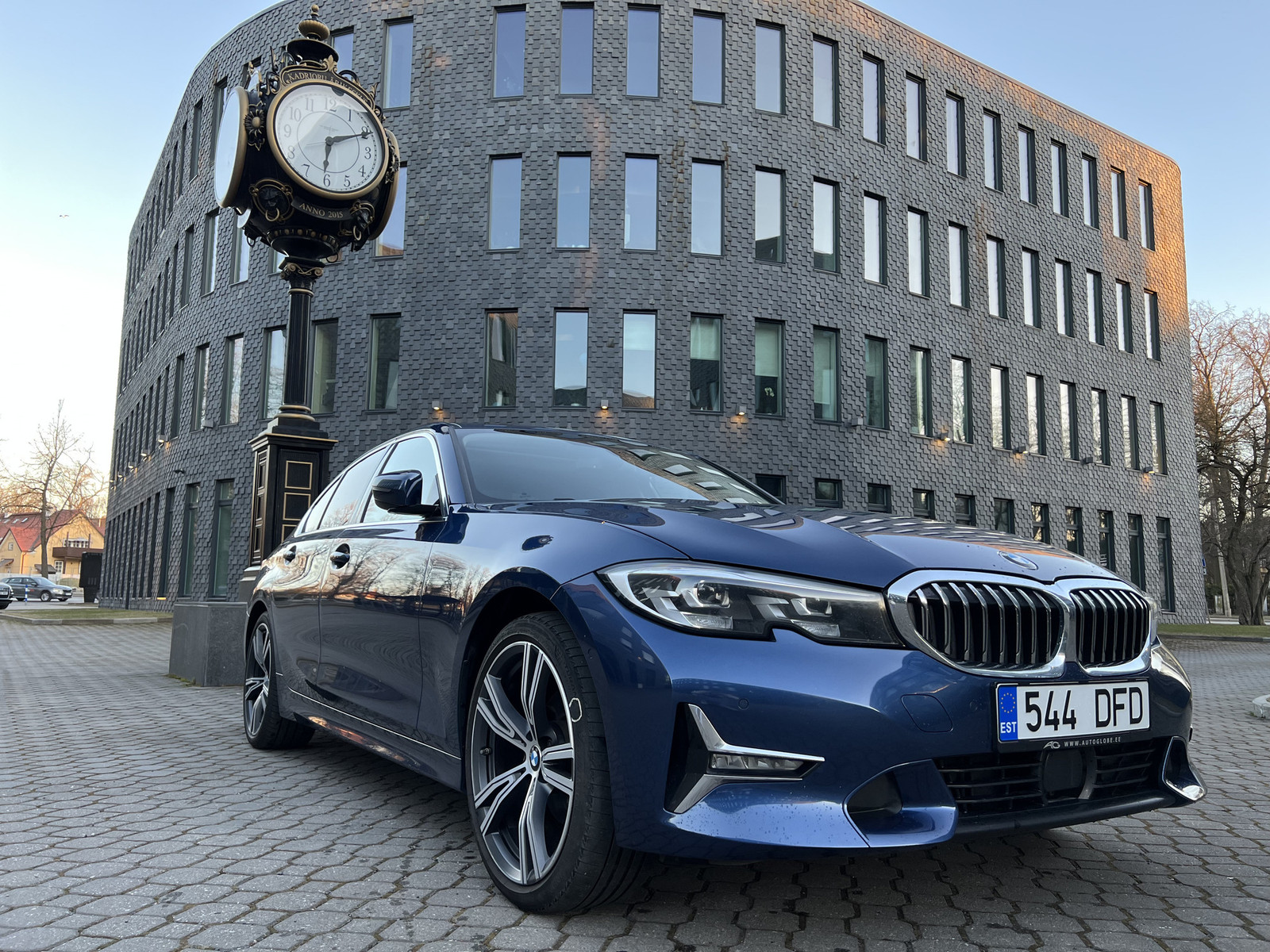 BMW 320