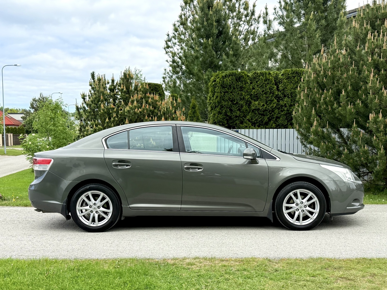 Toyota Avensis 2011, kuva 5/16