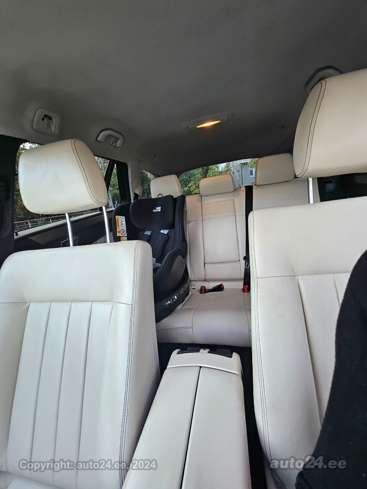 Mercedes-Benz E 200 2016, kuva 7/11