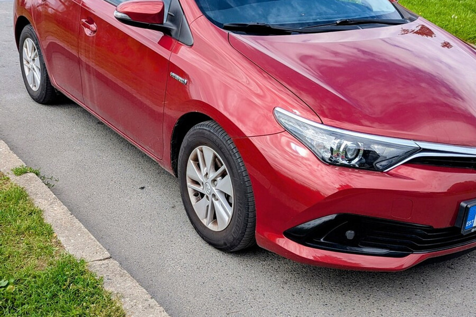 Toyota Auris, 2017, 1.8, 73 kW, hübriid (bensiin/elekter), automaat, esivedu