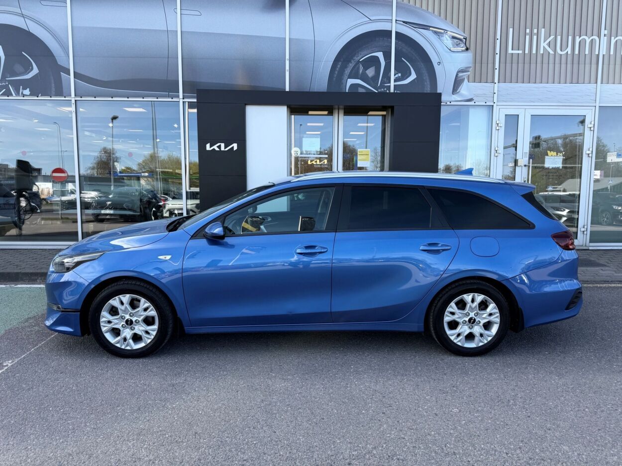 Kia cee'd Sportswagon 2023, photo 2/10