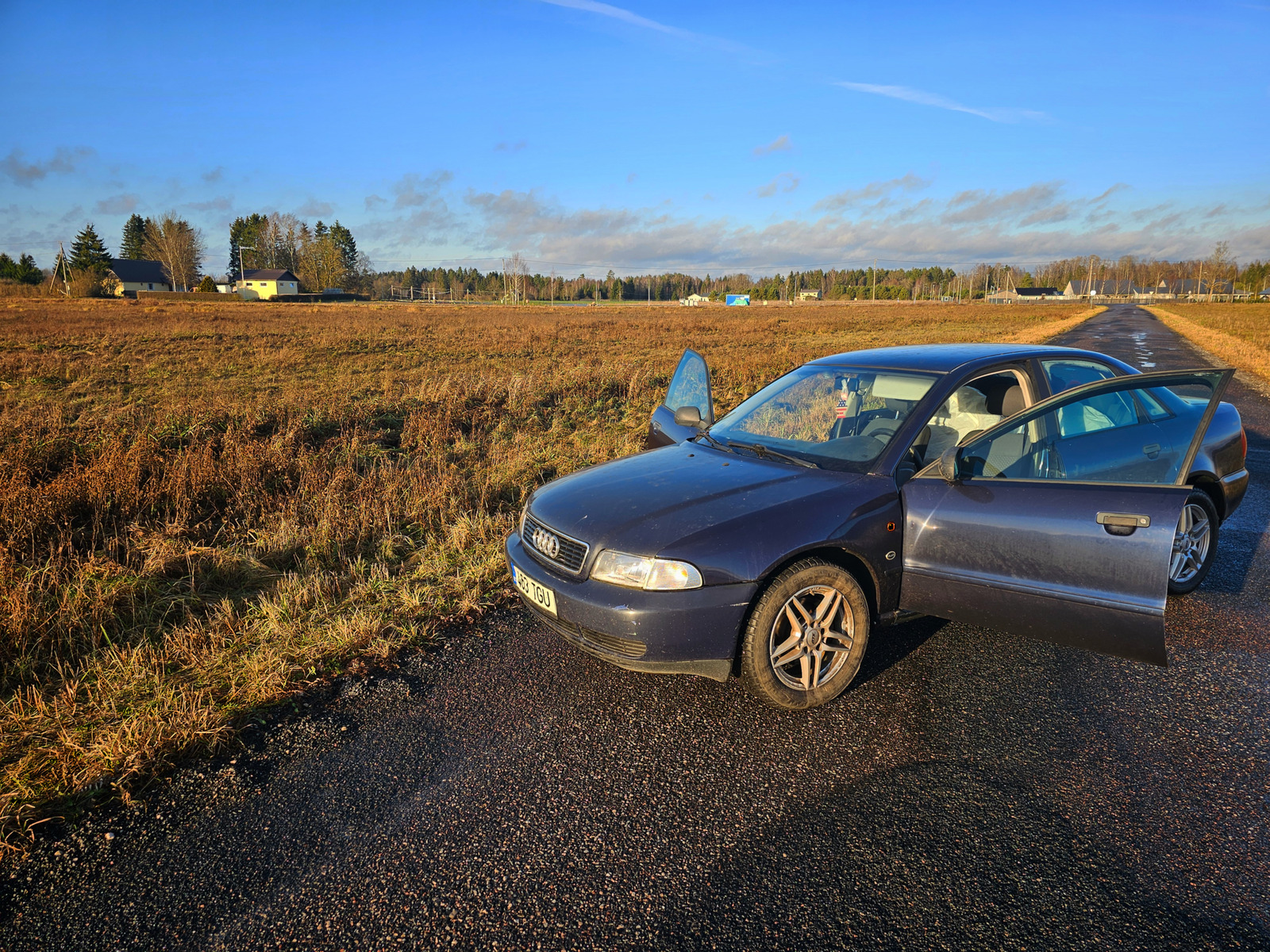 Audi A4 1995, photo 2/6