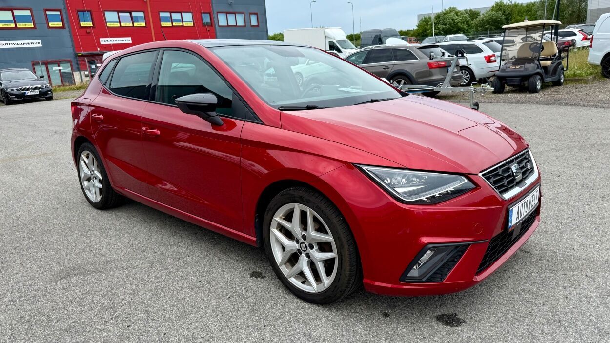 SEAT Ibiza FR 2020, photo 4/32