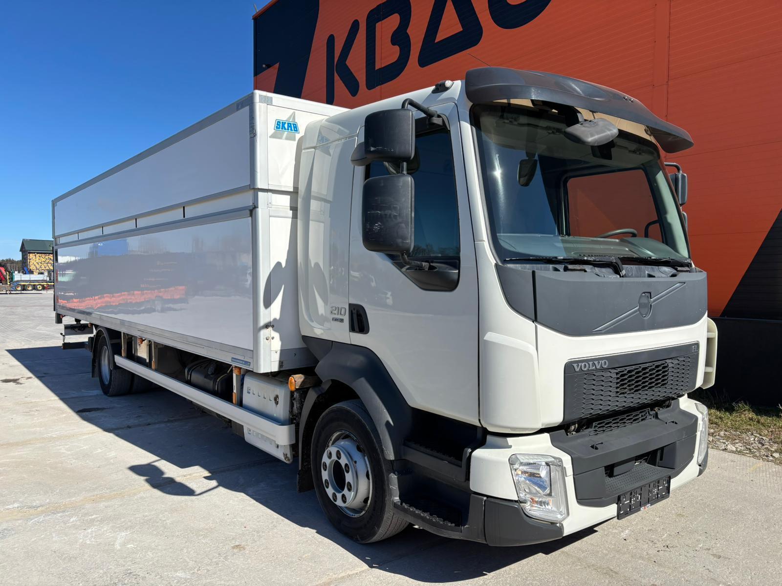 Volvo FL 210 4x2 2018, photo 4/26