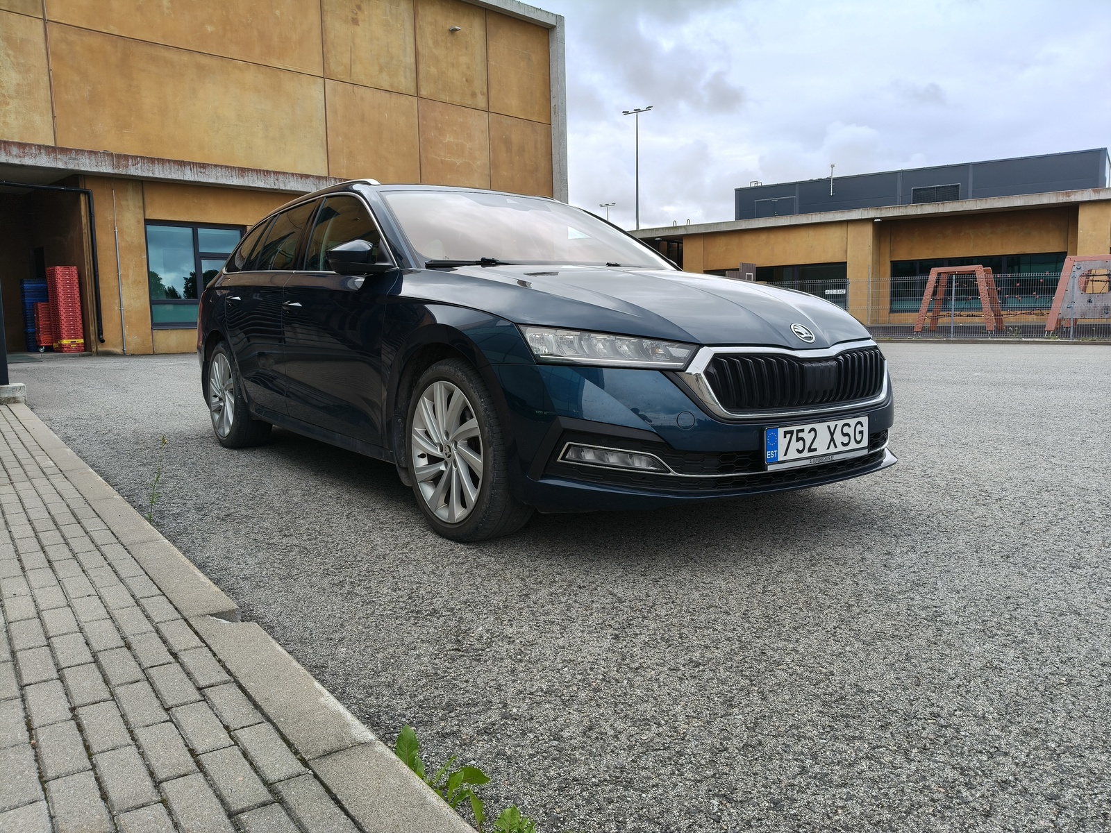 Škoda Octavia 2021, photo 2/18