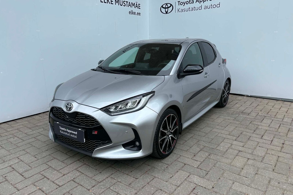 Toyota Yaris, 2023, 1.5, 68 kW, hybrid (petrol/electric), automatic, front-wheel drive