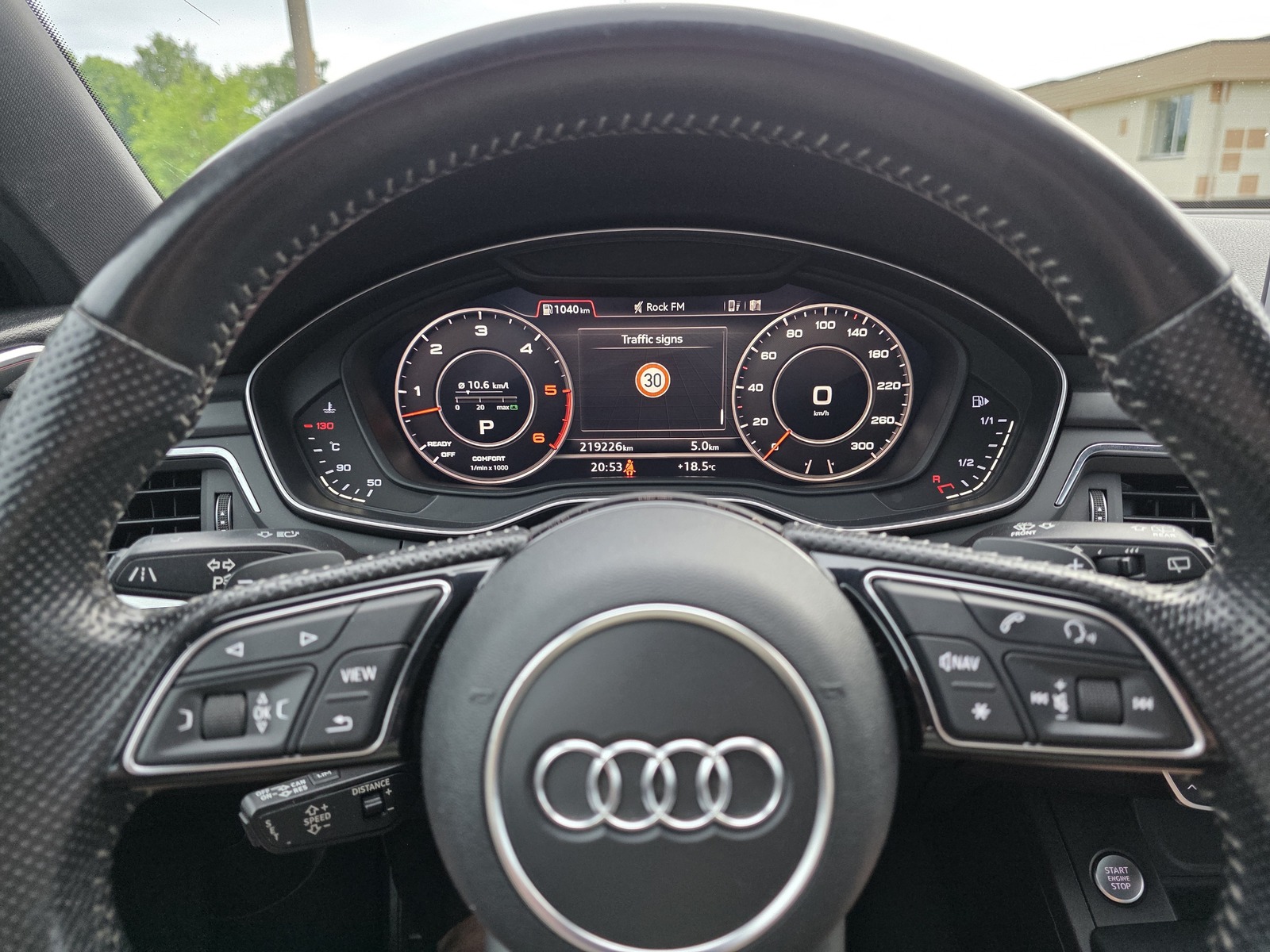 Audi A4 2016, kuva 6/8