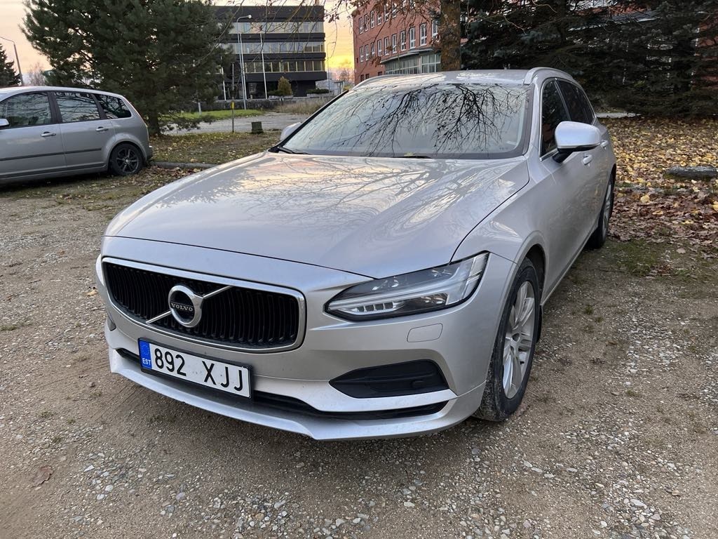 Volvo V90