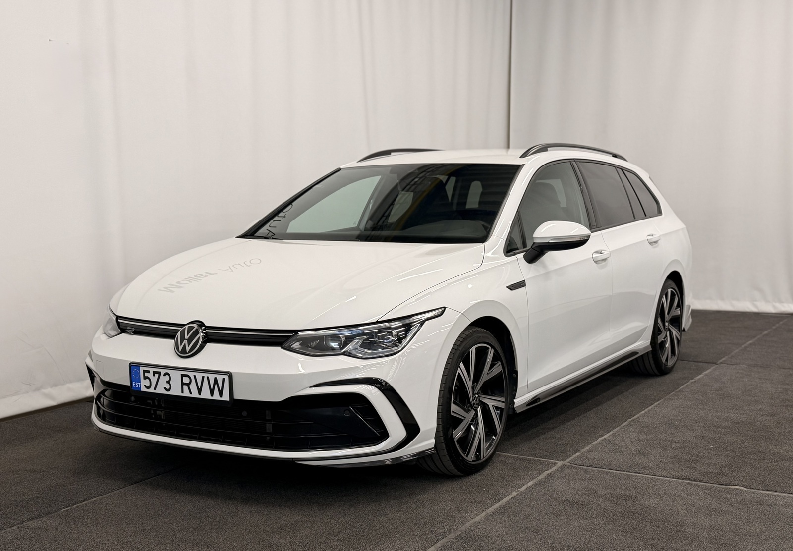 Volkswagen Golf 2022, photo 2/28