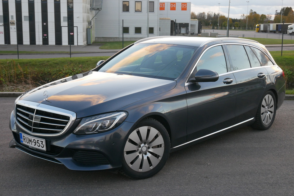 Mercedes-Benz C 350, 2015, 2.0, 205 kW, гибрид (бензин/электричество), автомат, задний привод