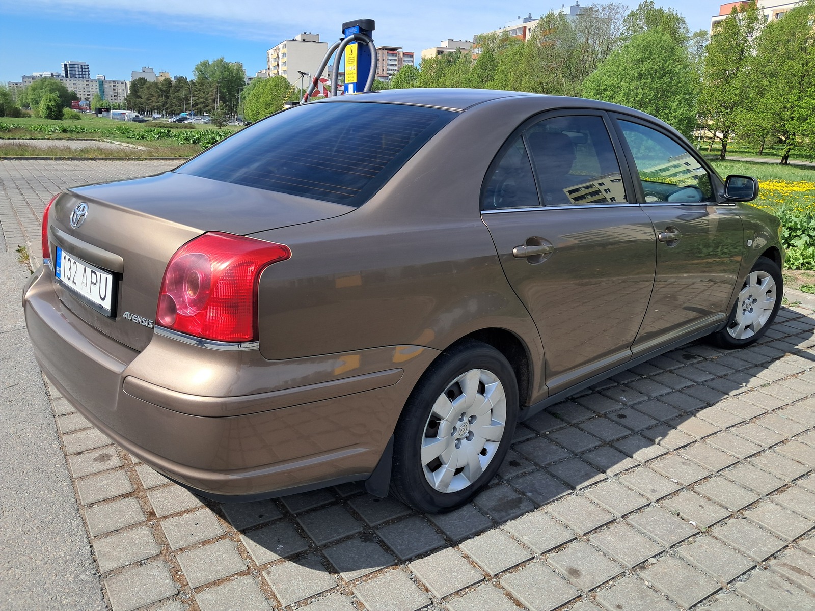 Toyota Avensis 2005, photo 2/7