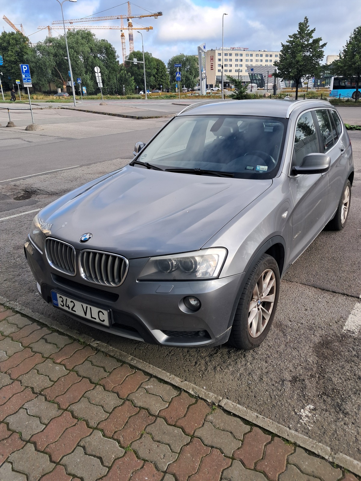 BMW X3 3.0 190kW