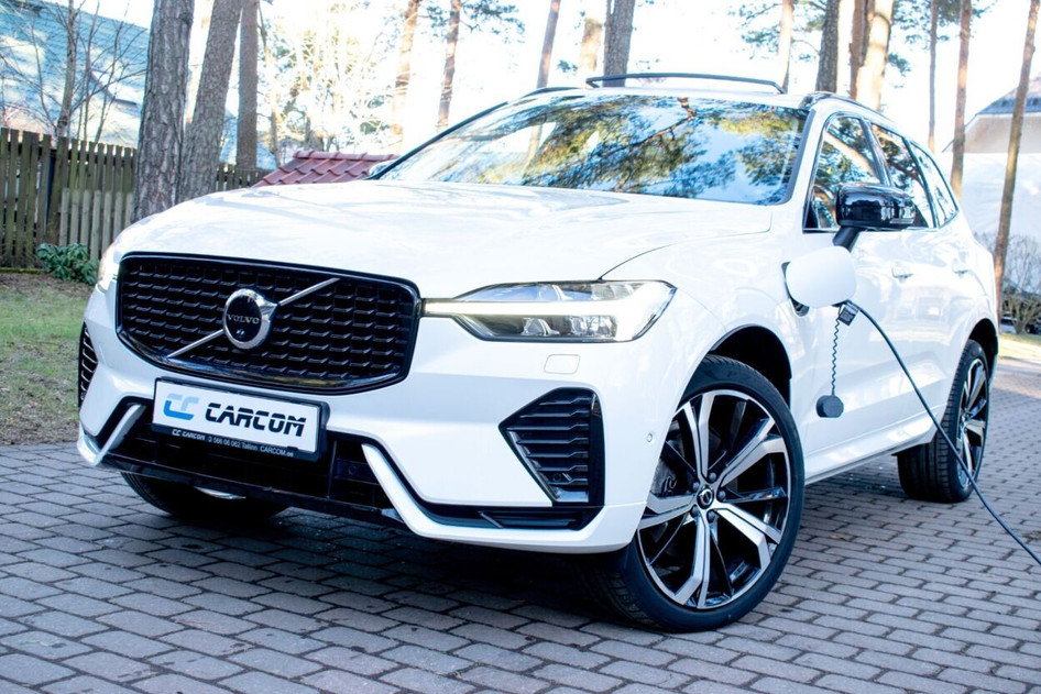 Volvo XC60, 2023, 2.0, 335 kW, подключаемый гибрид (бензин/электричество), автомат, полный привод