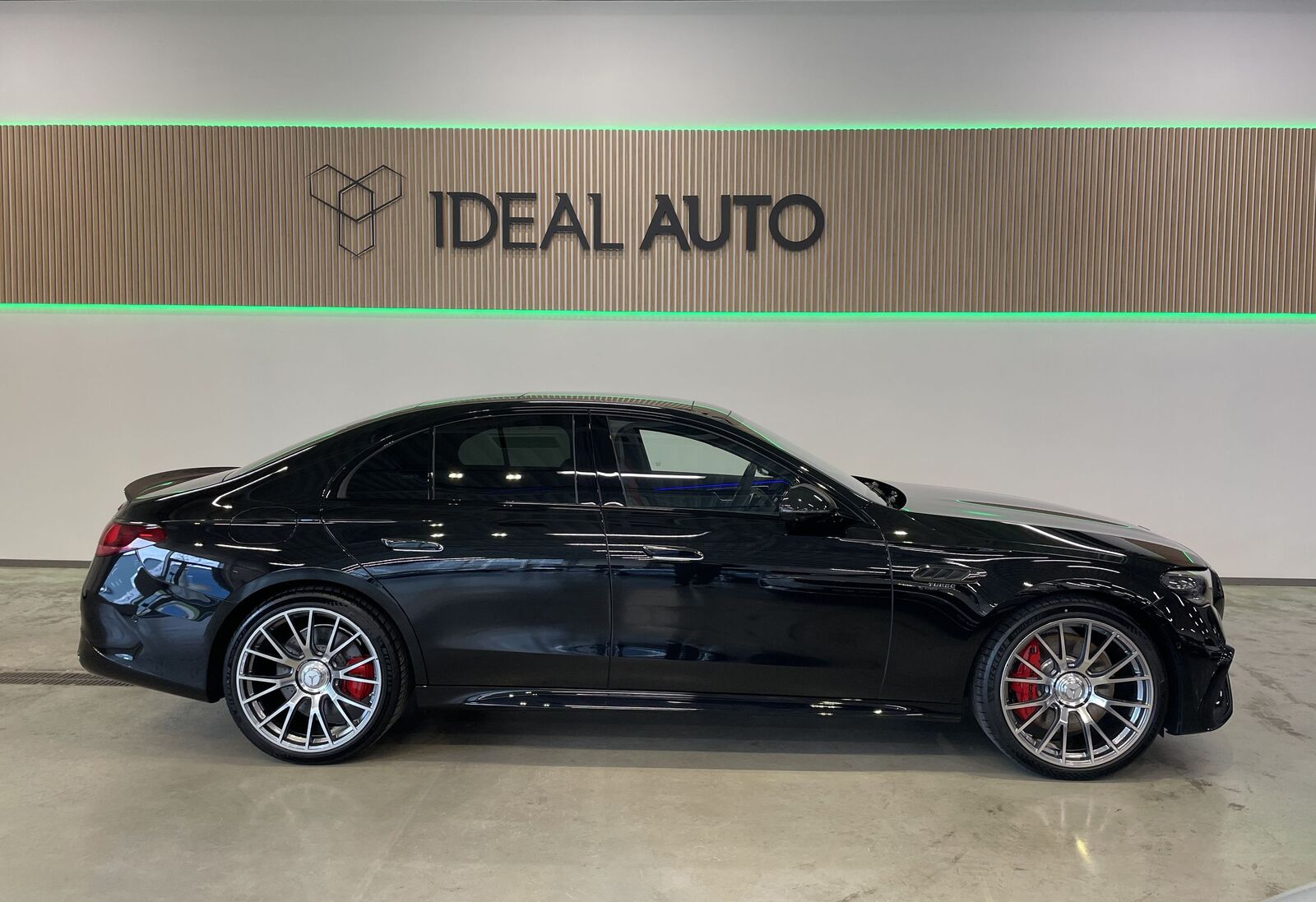 Mercedes-Benz E 53 AMG 2025, kuva 3/21