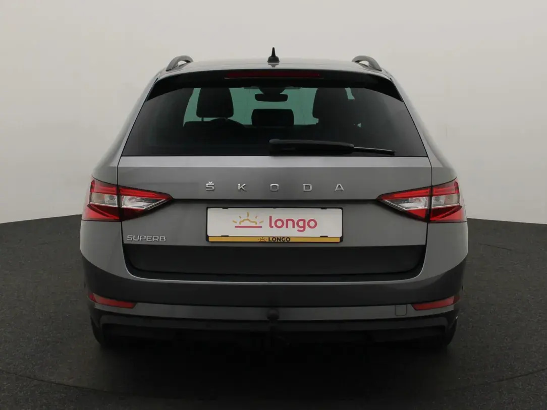 Škoda Superb 2022, photo 5/35