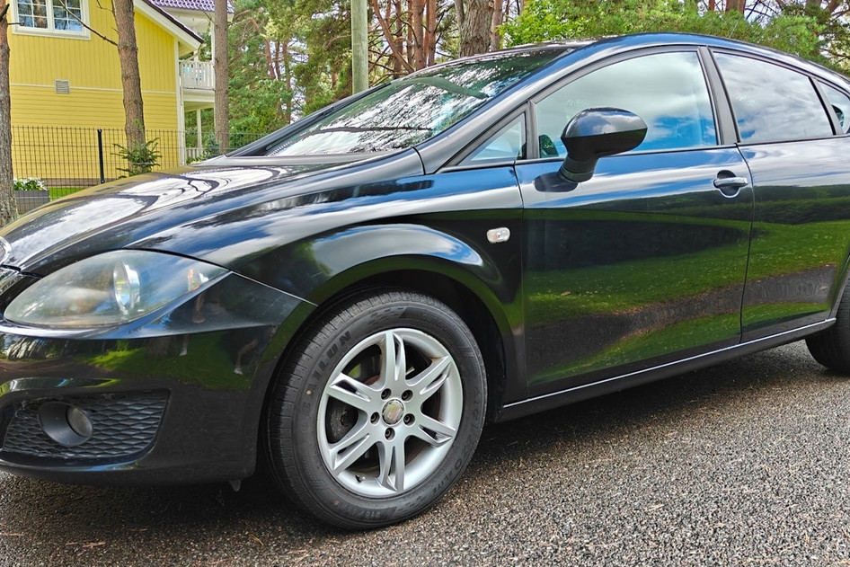SEAT Leon, 2011, 1.6, 77 kW, дизель, механическая, передний привод
