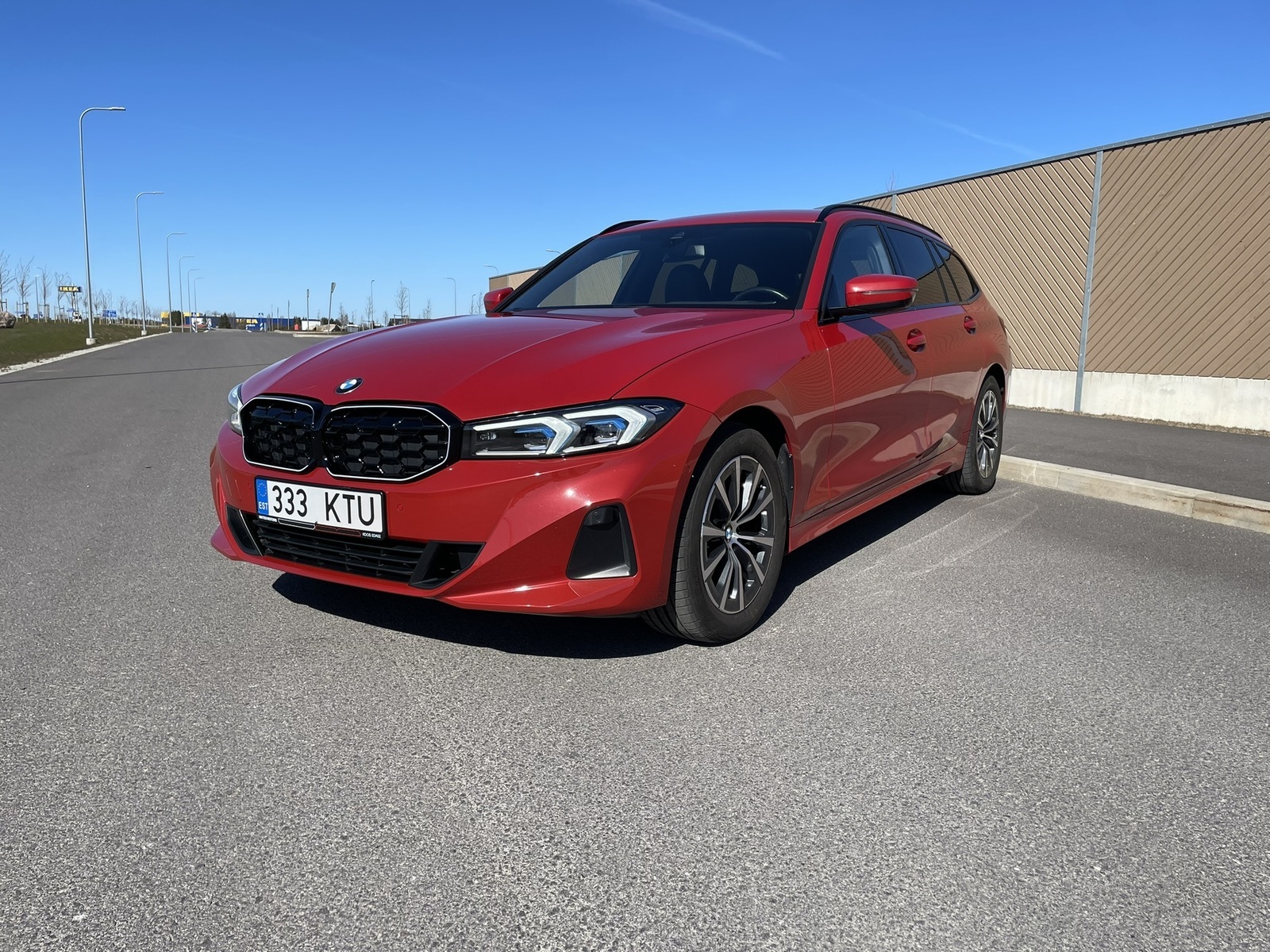 BMW 320