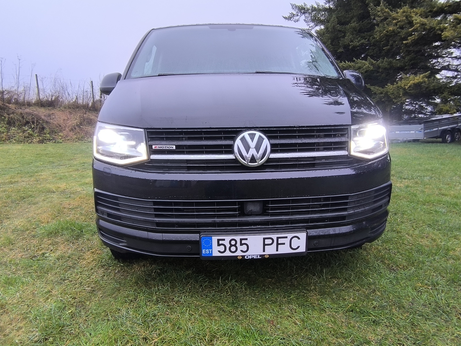 Volkswagen Transporter 2016, kuva 2/7