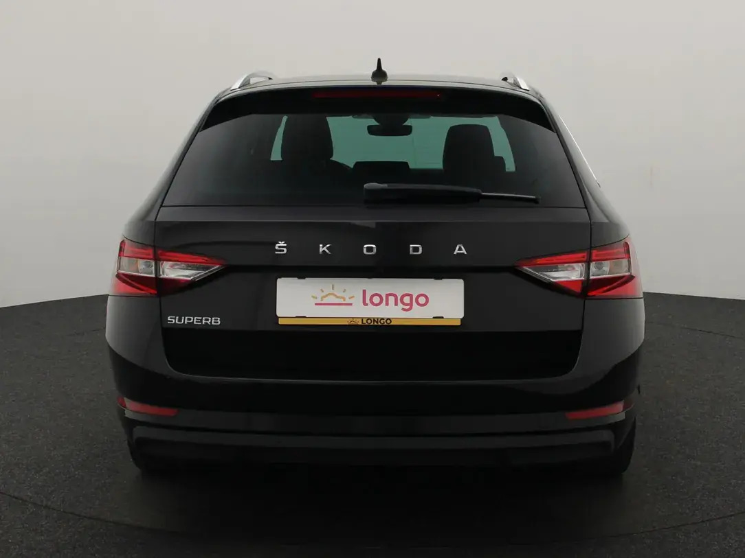 Škoda Superb 2020, photo 5/35