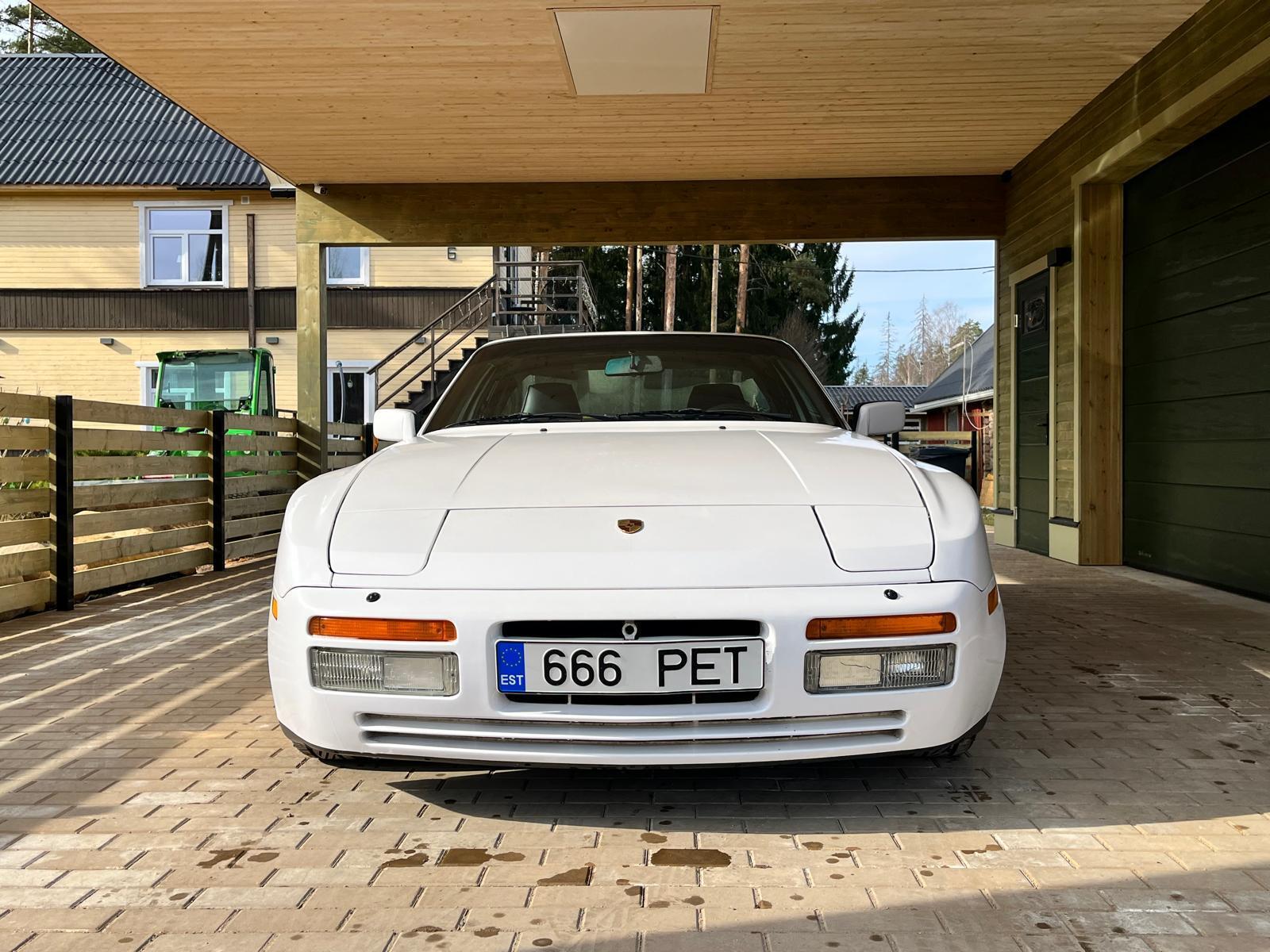 Porsche 944 1986, photo 2/10