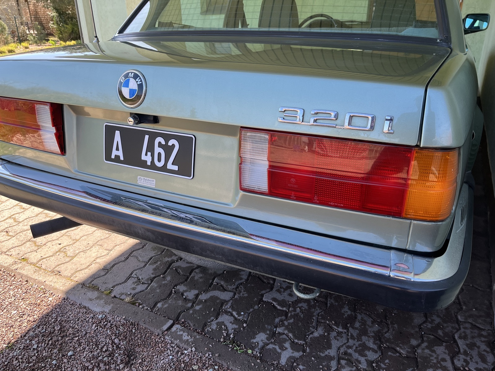 BMW 320 1986, photo 6/10